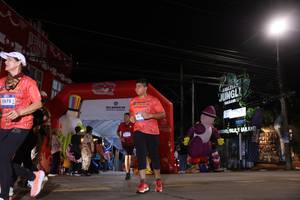 BIB: 3878, 417
                            <button type="button" onclick="openModal(26258104)" class="btn btn-primary btn-sm float-right btn-popup" data-toggle="modal" data-target=".modal-high-quality">
                        <i class="fas fa-shopping-cart"></i> Add to Cart
                    </button>
                                            <button type="button" onclick="isThisMe(26258104, true)" class="btn btn-success btn-sm float-right btn-popup btn-isme hidden" data-toggle="tooltip" data-placement="bottom" title="นี่คือรูปของคุณใช่ไหม คลิกที่นี่เพื่อเอาเข้าอัลบั้ม">
                        <i class="fas fa-plus"></i> Add to album
                    </button>
                    <button type="button" onclick="isThisMe(26258104, false)" class="btn btn-warning btn-sm float-right btn-popup btn-isnotme hidden">
                        <i class="fas fa-ban"></i> Remove from album
                    </button>